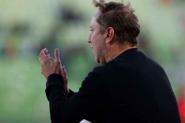 Luis Mena analiza el primer Chile vs Uruguay: “Creímos hasta el final”