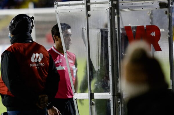 Habrá VAR en la final del Campeonato Femenino 2024