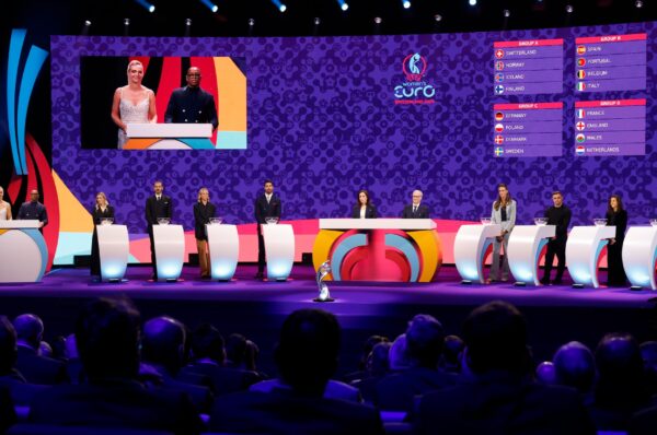 UEFA realiza el sorteo de la Eurocopa Femenina 2025