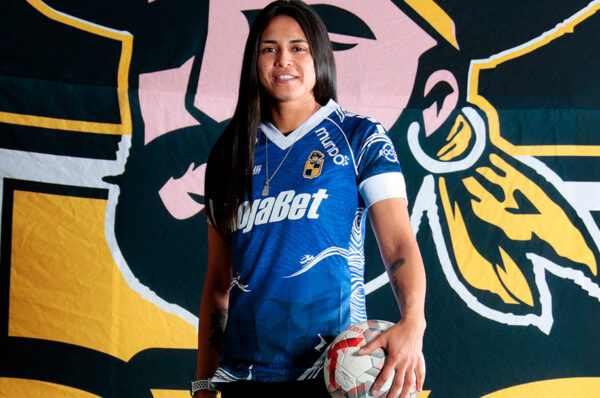 Débora Cubillos se suma a las renovaciones de Coquimbo Unido para 2025