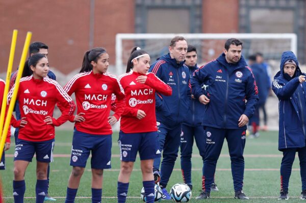 La Roja Sub-17 comienza su gira amistosa por Argentina