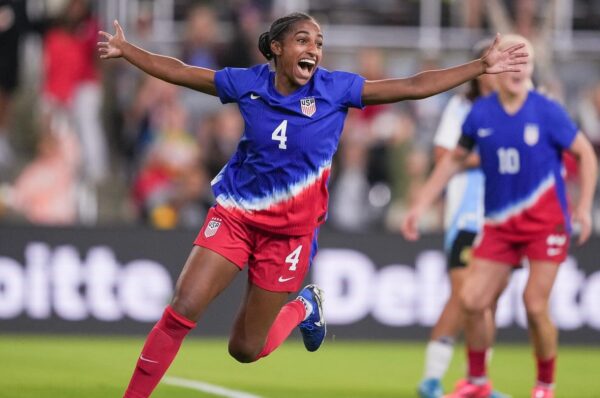 Naomi Girma será el fichaje más caro en la historia del fútbol femenino