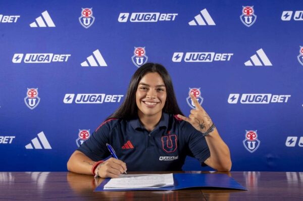 Monserratt González se quedará por todo 2025 en Universidad de Chile