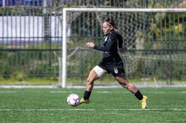 Marcela Pérez sella su continuidad en Santiago Morning