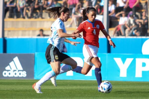 Ya hay sede para el amistoso entre La Roja y Argentina