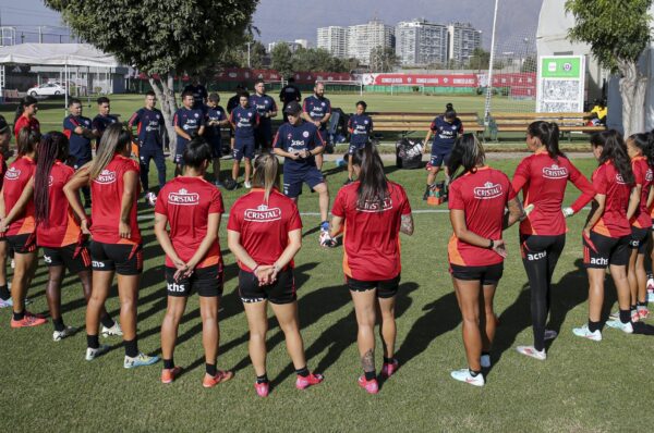 La Roja trabaja con grupo de sparrings esta fecha FIFA