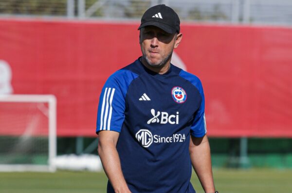 Luis Mena le abre las puertas de La Roja a varias históricas