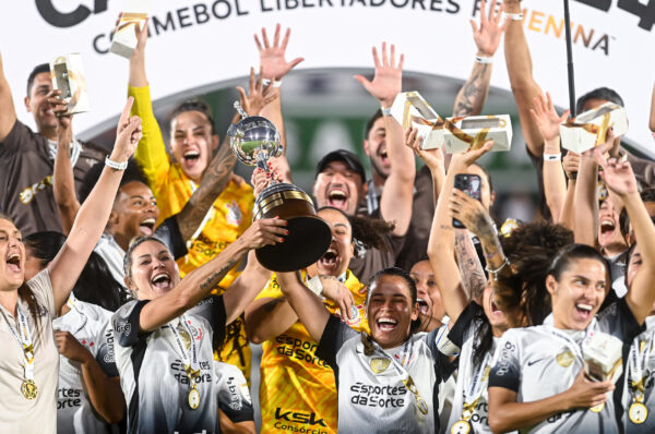 FIFA creará la Copa de Campeones Femenina desde 2026