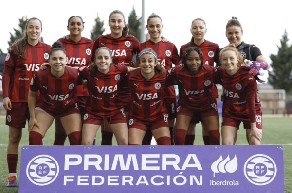 Sonya Keefe no se cansa de hacer goles con el DUX Logroño