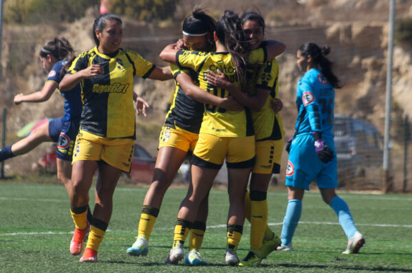 Coquimbo Unido abre la jornada con victoria sobre Universidad de Concepción