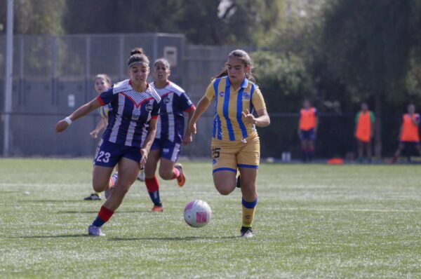 Deportes Recoleta vence con lo justo a Everton