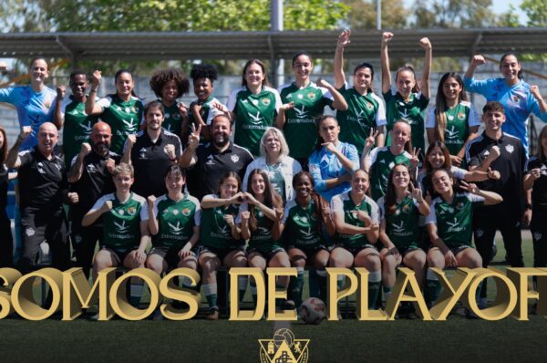 Javiera Toro marca el gol de play-offs de ascenso para Cacereño