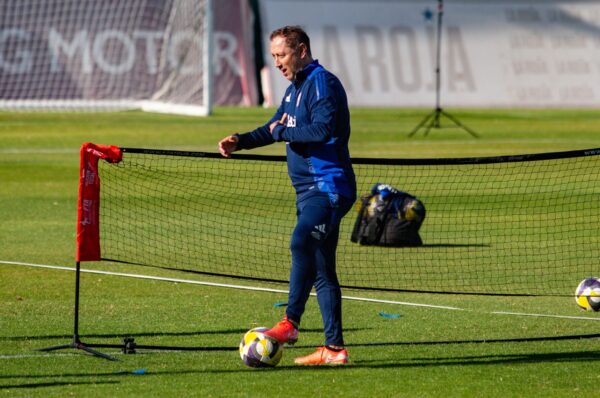 Luis Mena y La Roja vs Haití: “Estamos tranquilos e ilusionados”