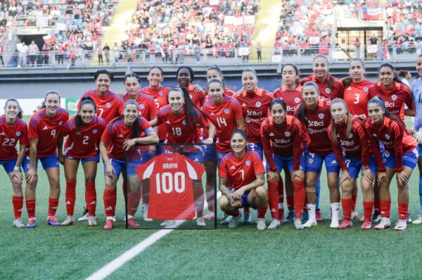 Karen Araya revela su emoción tras cumplir 100 partidos con La Roja: “Es toda una vida”