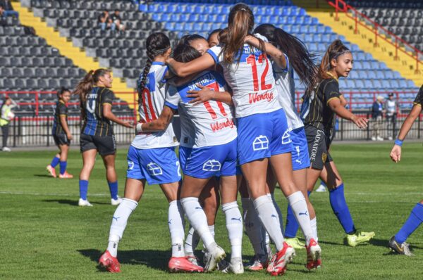 Lluvia de goles de Universidad Católica sobre Huachipato