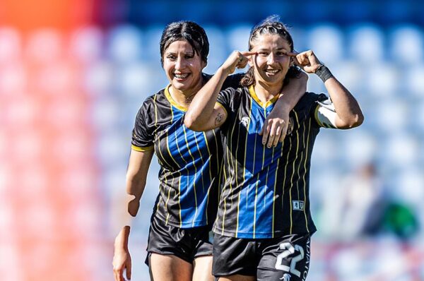 Huachipato sorprende y derrota en casa a Coquimbo Unido