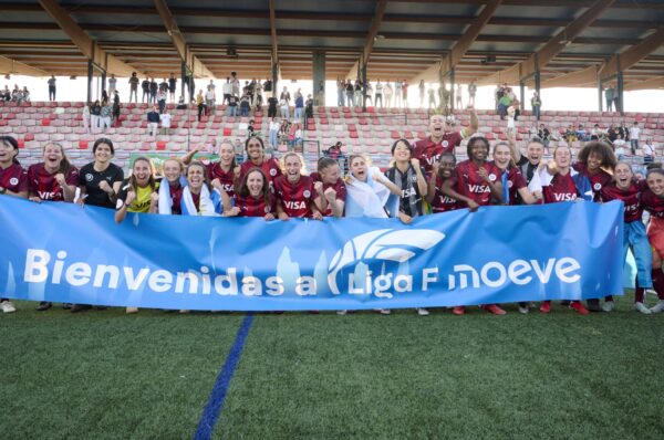 Sonya Keefe anota un doblete y sella el ascenso de DUX Logroño