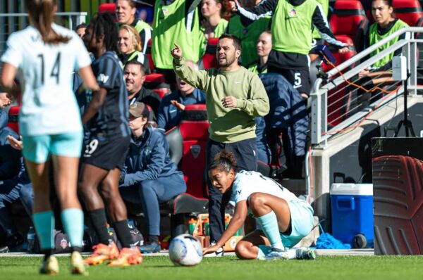 Jonatan Giráldez asume como nuevo entrenador del OL Lyonnes