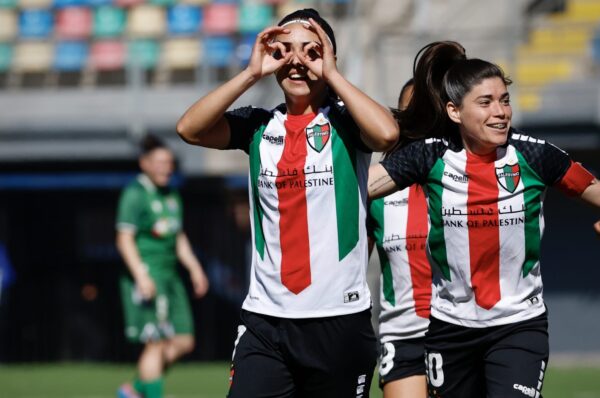 Palestino vence a Audax Italiano y las deja en la cornisa