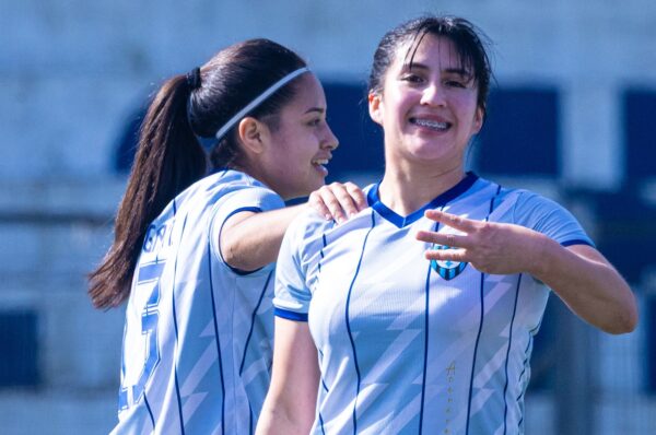 Huachipato sorprende con triunfo sobre Deportes Iquique