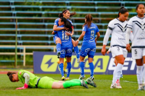 Universidad de Chile derrota con jerarquía a Santiago Morning