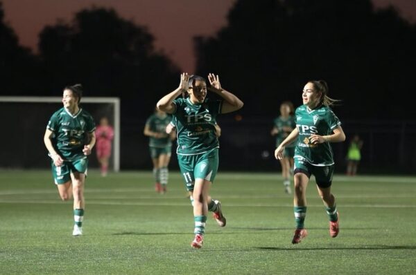 Santiago Wanderers se luce en Valparaíso y vence a Audax Italiano