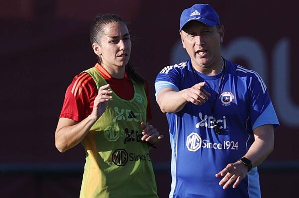 Luis Mena se ilusiona con La Roja en Liga de Naciones ante Perú: “Estamos muy convencidos”