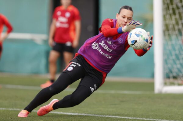 Christiane Endler anticipa Chile vs Bolivia: “Creo que vamos a andar bien”