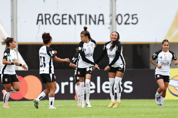 Los resultados del día 1 de la fecha 2 de la Copa Libertadores Femenina 2025