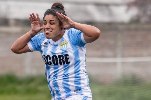 Aracelly Tapia es fichaje de urgencia de Unión Española