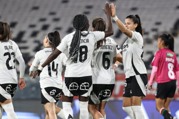 Colo-Colo golea a Palestino para meterse a semifinales