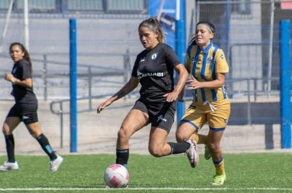 Deportes Iquique asegura la continuidad de Perla Sánchez en 2026