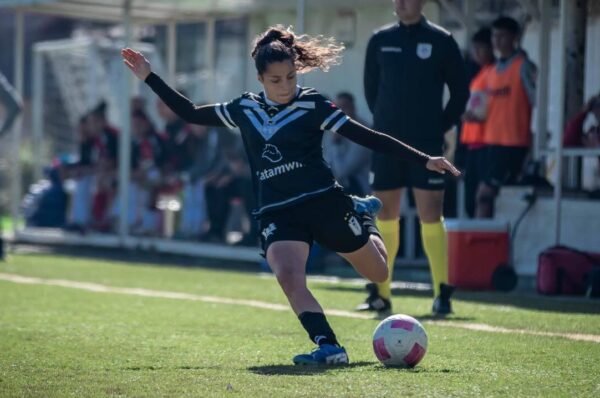 Estefany Vargas también dice adiós a Santiago Morning para 2026