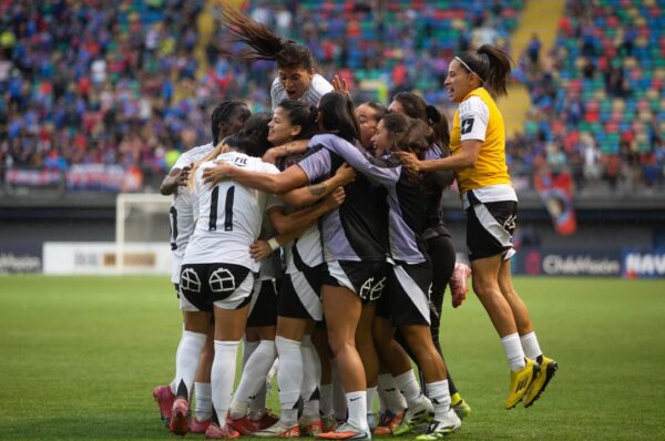 Colo-Colo se corona tetracampeón de la Liga Femenina 2025