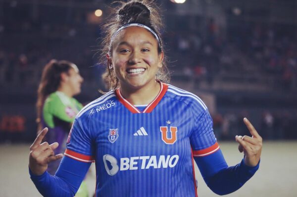 Denisse Orellana dejará Universidad de Chile luego de 17 años