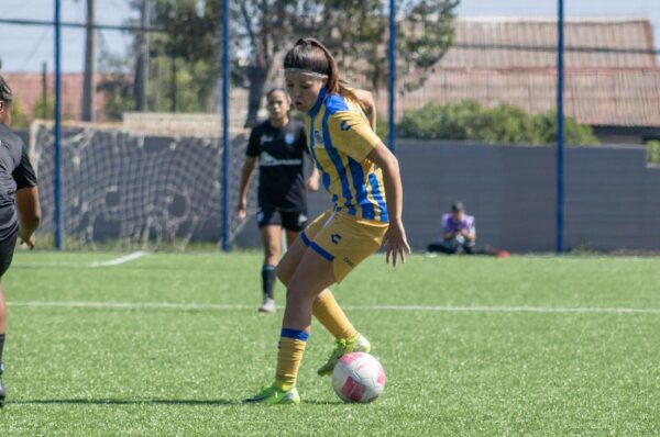 Francisca López Campusano será refuerzo de Santiago Wanderers