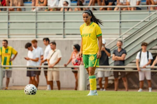 Karen Araya se desvincula del FC Nantes y vuelve a Sudamérica