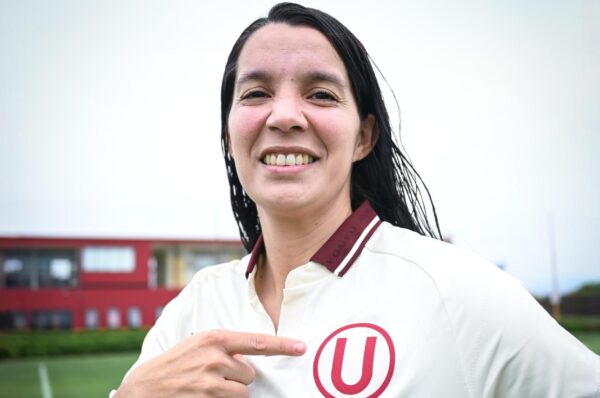 Karen Araya vuelve a Sudamérica y es refuerzo de Universitario