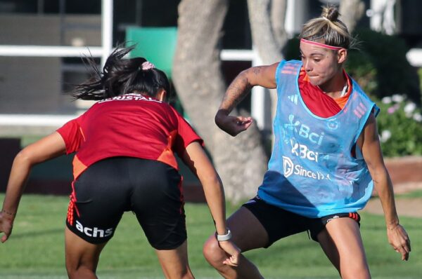 Lesly Olivares sueña con debutar en La Roja: “Quiero dar lo mejor de mí”