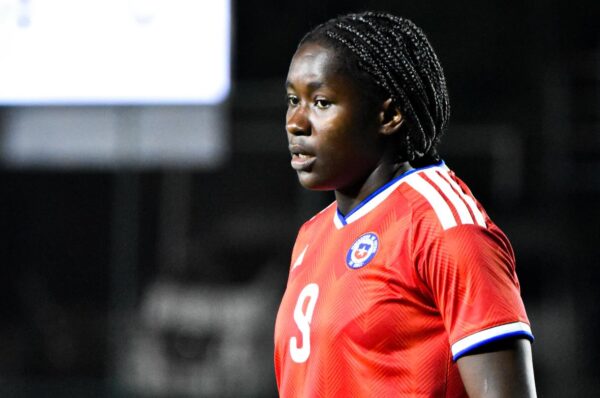 Mary Valencia tras el gol ante Paraguay: “Tenía ganas de marcar”