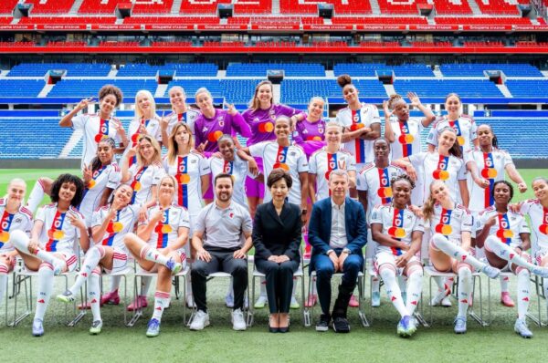 Christiane Endler y OL Lyonnes clasifican a play-offs en Francia