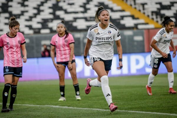 Colo-Colo se queda con el duelo de campeonas ante Magallanes