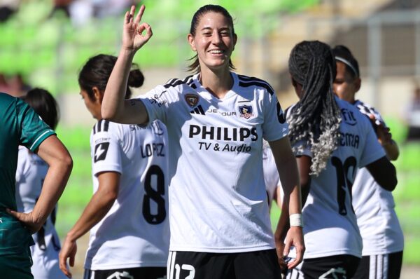 Colo-Colo abre la jornada con goleada a Santiago Wanderers
