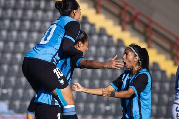 Huachipato se hace fuerte de local y vence a Universidad de Concepción