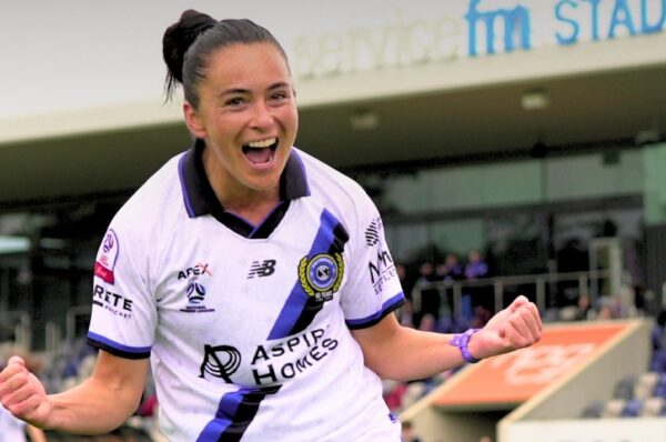 María José Rojas repite con un hat-trick en Salisbury Inter