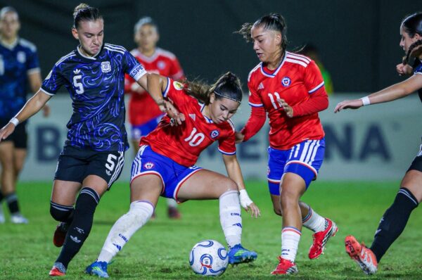 Chile iguala con Argentina y va a semifinales del Sudamericano Sub-17