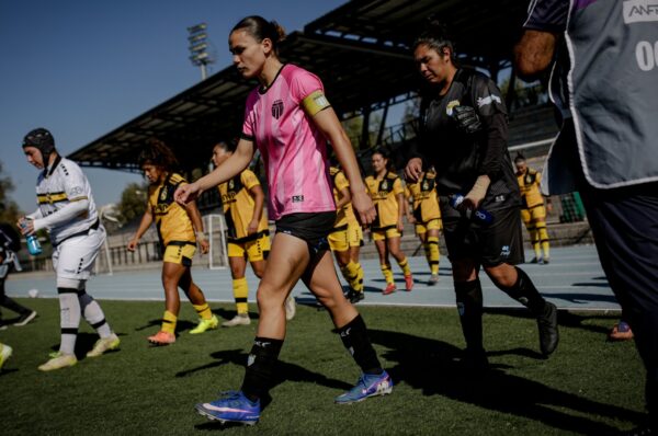 La deuda estructural del fútbol chileno con las mujeres