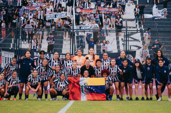 Alianza Lima de José Letelier da el primer golpe en semifinales en Perú