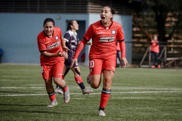 Huachipato supera con lo justo a un condenado Deportes Recoleta