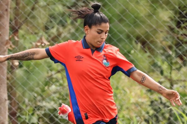 Javiera Roa renueva con Municipal luego de tres años históricos
